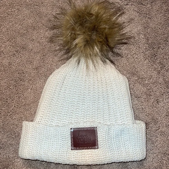 Love Your Melon | Accessories | Love Your Melon White Winter  display picture 3